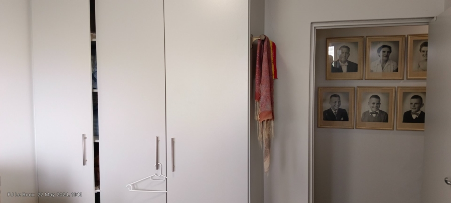3 Bedroom Property for Sale in Heiderand Western Cape